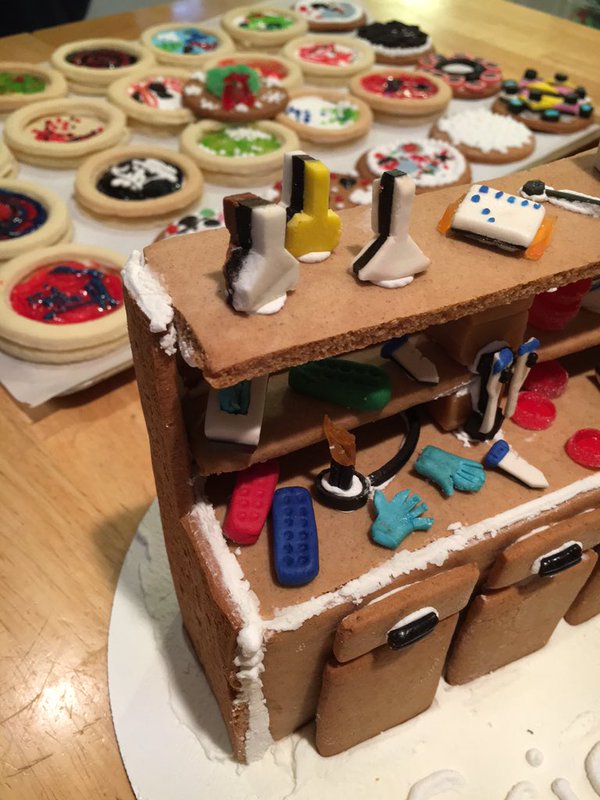 Gingerbread lab bench